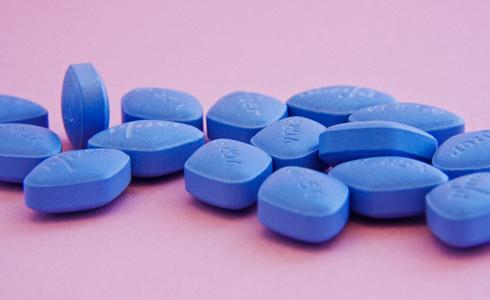 药品销售榜大变样！！政策促洗牌，企业怎样守护大品种？