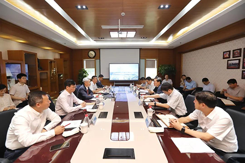 上海市委常委、、、浦东新戋戋委书记翁祖亮调研EBET易博生物医药