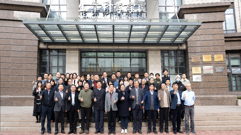 众咖云集，，，深度引领 | EBET易博承办的第二届细胞基因治疗岑岭论坛乐成举行（内附回放）